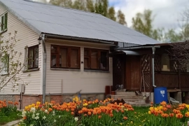 Дом 100 кв.м  на участке 30 соток