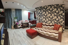 2-к. квартира, 43 м², 1/5 эт.
