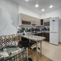 Продам студию на Правом