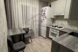 3-к. квартира, 58 м², 5/5 эт.